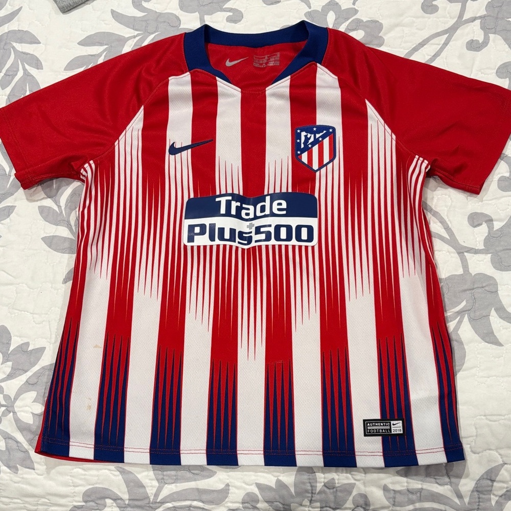 Nike Atletico Madrid Red and White Striped Soccer Jersey